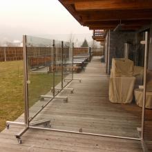 mobiler Windschutz aus Glas 01