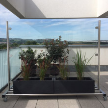 mobiler Windschutz aus Glas 06