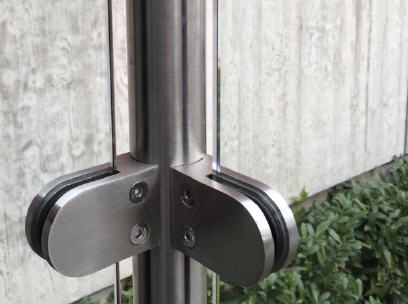 Pfostensystem für Glas-Windschutz fest 04